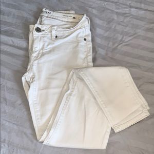 Skinniest White Regular Rise Jeans